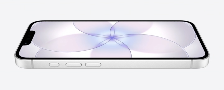  iPhone入门机型更新迭代；配置微调聚焦实用，市场环境下的理性选择 手机评测