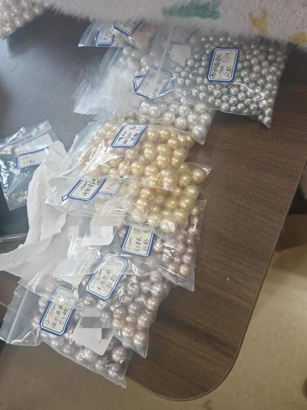  珠宝仓库隐匿的贪婪，蚂蚁搬家式作案揭秘 新闻