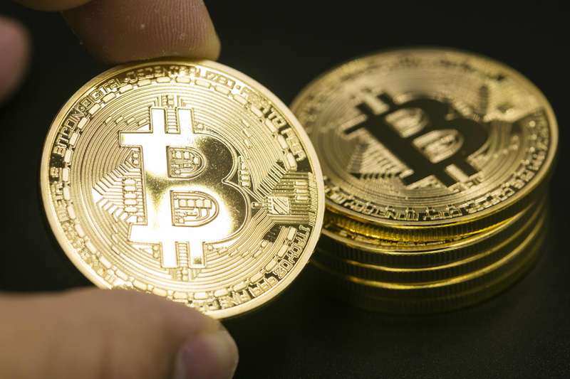  万亿资金盘崩盘预警：区块链投资的底层避坑逻辑 新闻 万亿资金盘崩盘预警：区块链投资的底层避坑逻辑 新闻