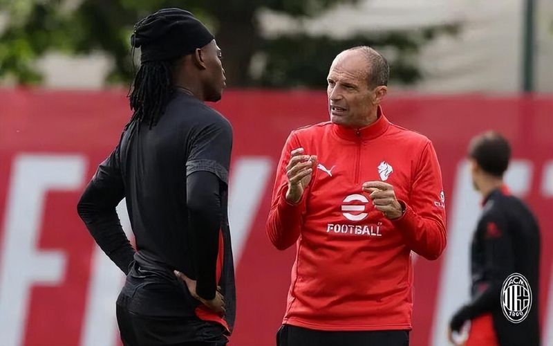  【深度解析】内收肌之殇：莱奥伤病的运动力学根源与战术适配困局 体育新闻