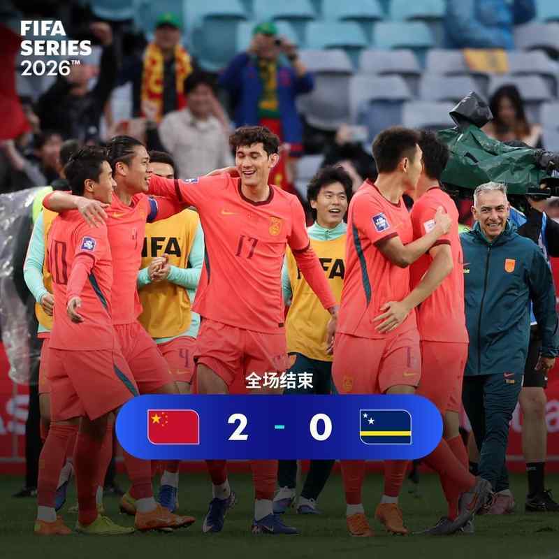  【战术复盘】邵佳一首秀：放弃控球权背后的战术逻辑与数据验证 体育新闻