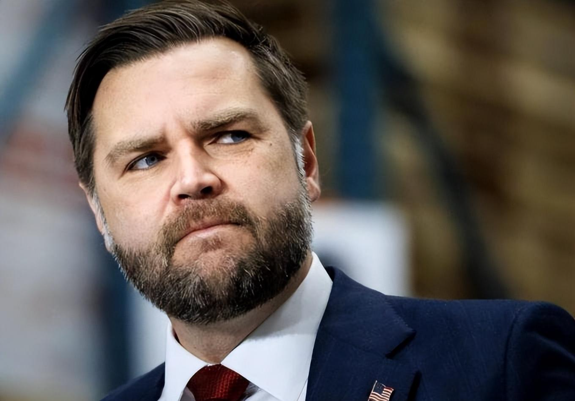  从“铁杆盟友”到“致命背叛”：万斯为何选择与特朗普公开决裂 新闻