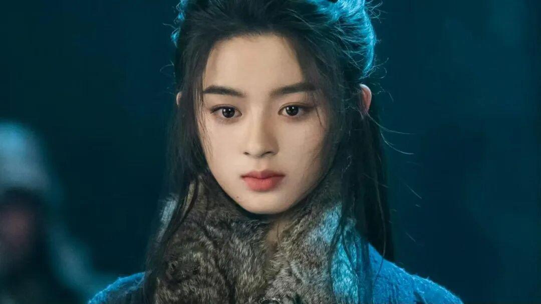  技术复盘：从“天价耳环”到《冰湖重生》——黄杨钿甜的舆论崩塌全链路分析 娱乐新闻