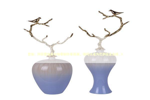 世体：阿劳霍客串中锋牵制作用极强，他可以成为巴萨应急选择_5